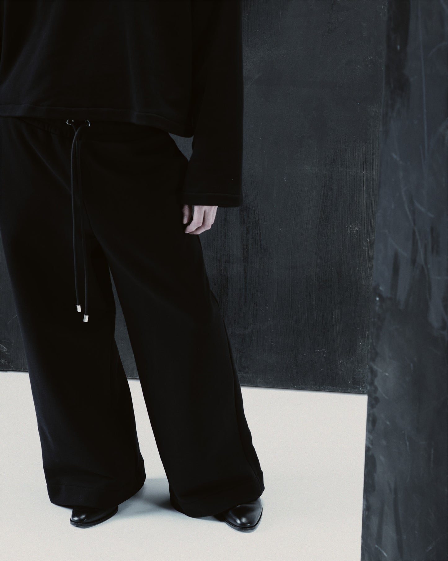 BURNOUT SWEATPANT